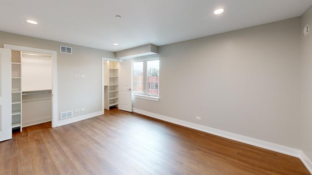 Images 550 Sheridan Square Apartments