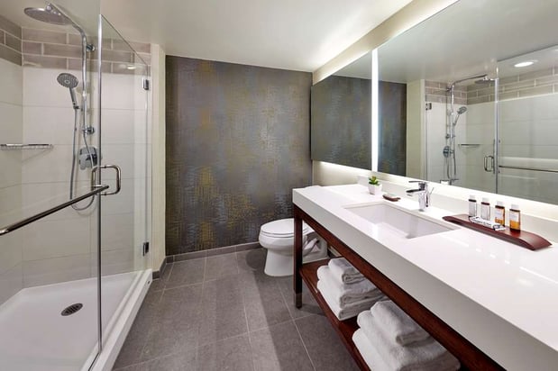 Images Hilton Garden Inn San Diego Old Town/SeaWorld Area