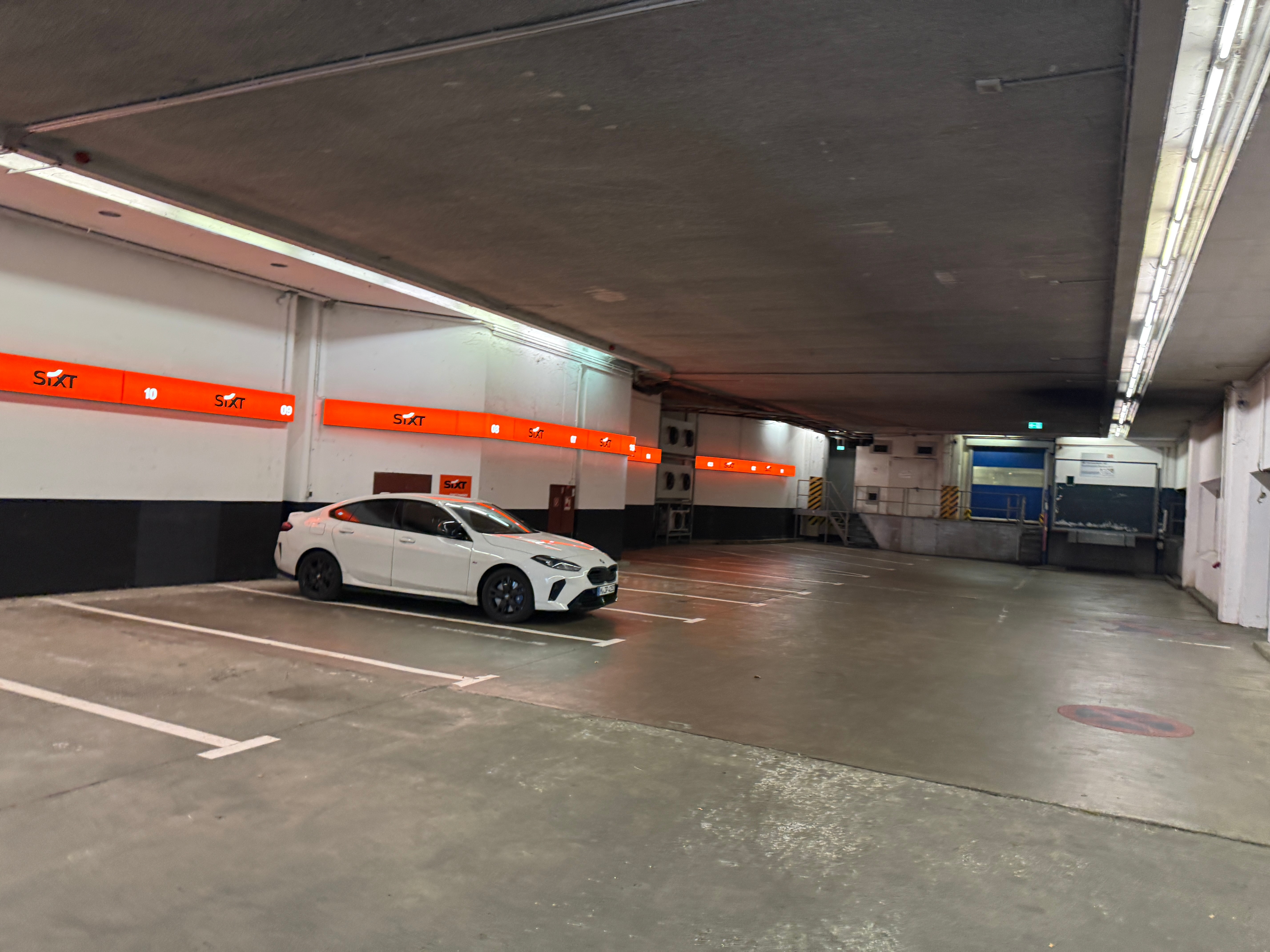 SIXT Autovermietung Köln City/Hilton am Dom, Marzellenstr. 13-17 in Köln