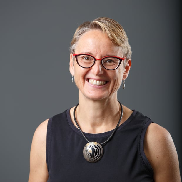 Images Lisa V. Adams, MD