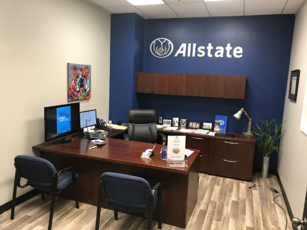 Images Chris Lee: Allstate Insurance