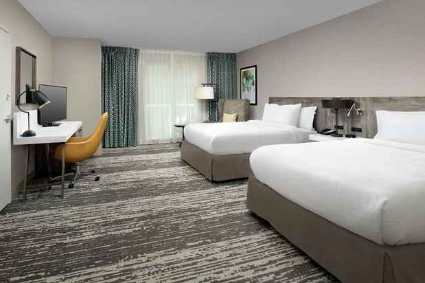 Images Hilton Garden Inn Miami Brickell South