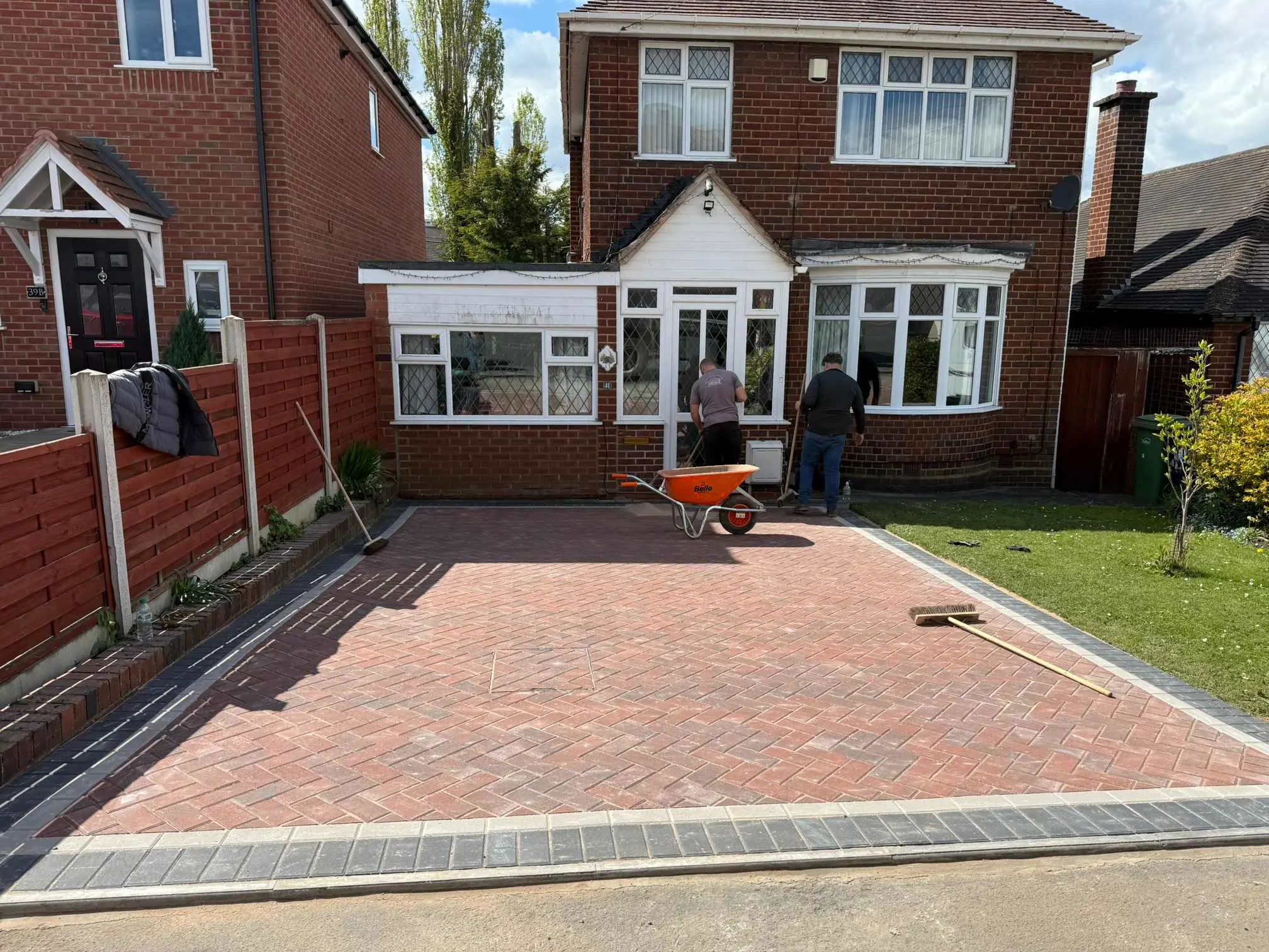 Images Dickens Heath Paving