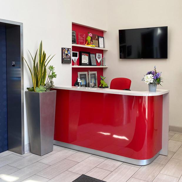Images Axis Office Furniture