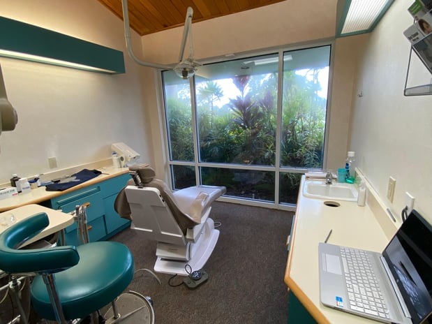 Images Largo Dental and Implant Center