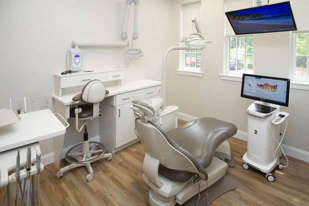 Images Dental Design Studio: Richard K. Whalen D.D.S.