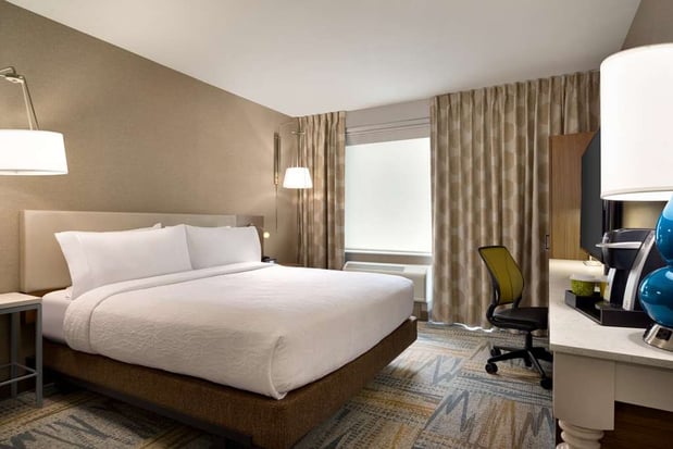 Images Hilton Garden Inn New York Times Square South