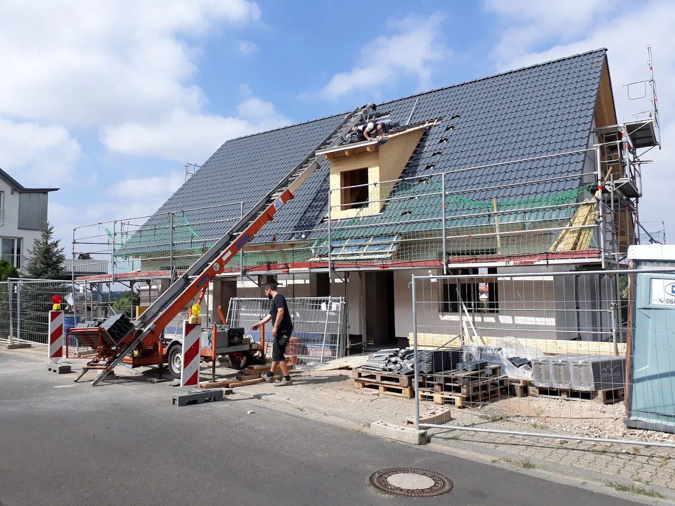 Karlheinz Heil Dachdeckermeister, Mühlenweg 9 A in Schlüchtern