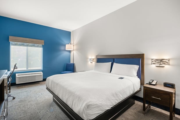 Images Holiday Inn Express Asheville - Woodfin by IHG
