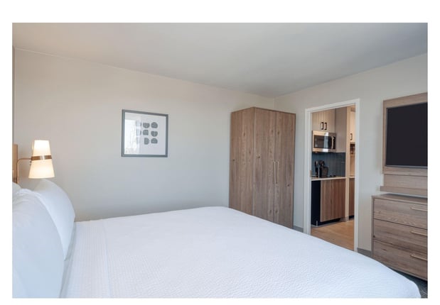 Images Staybridge Suites Federal Way - Seattle South by IHG