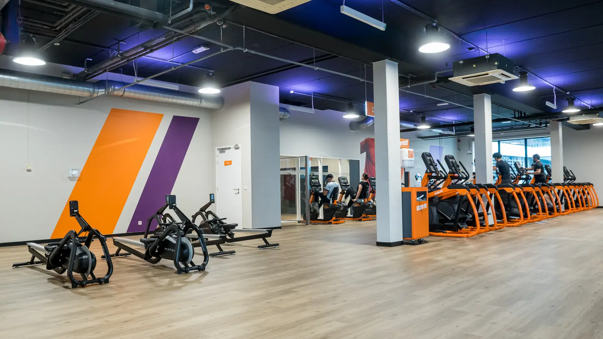 Images Basic-Fit 24/7