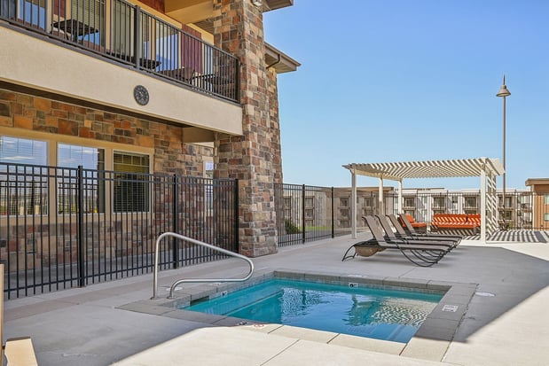 Images Triton Terrace
