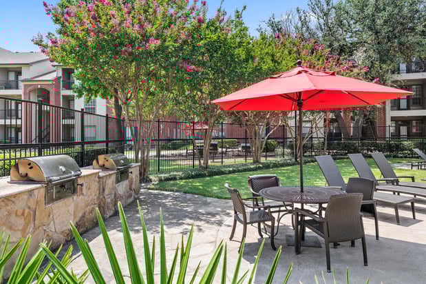 Images Camden Buckingham Apartments