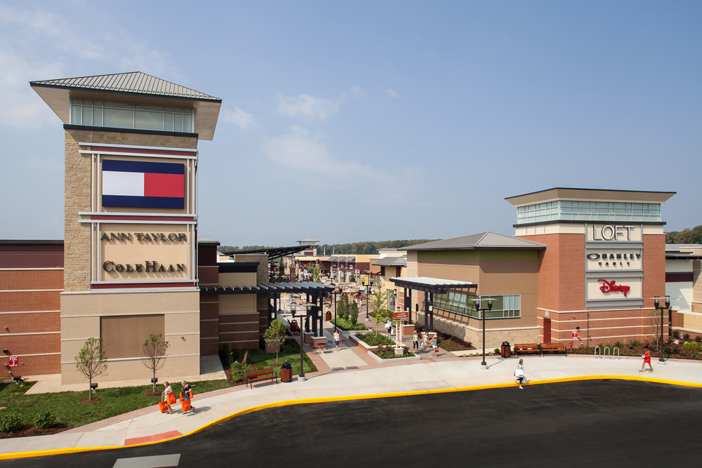 St. Louis Premium Outlets Coupons near me in Chesterfield ...