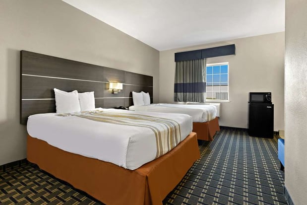 Images SureStay Plus by Best Western Tulsa East