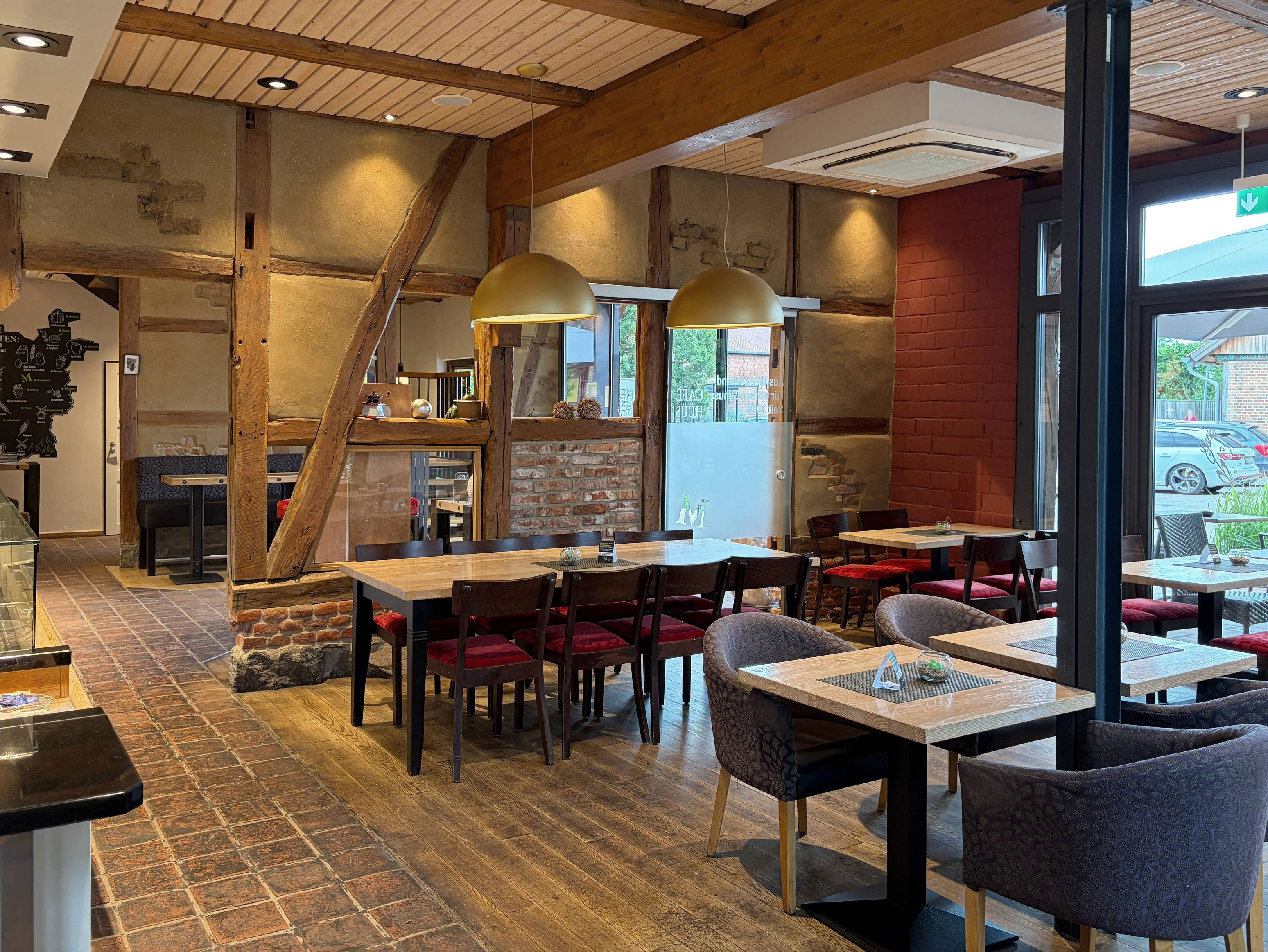 Café Hüüs Hoff, Försterweg 6a in Wahrenholz