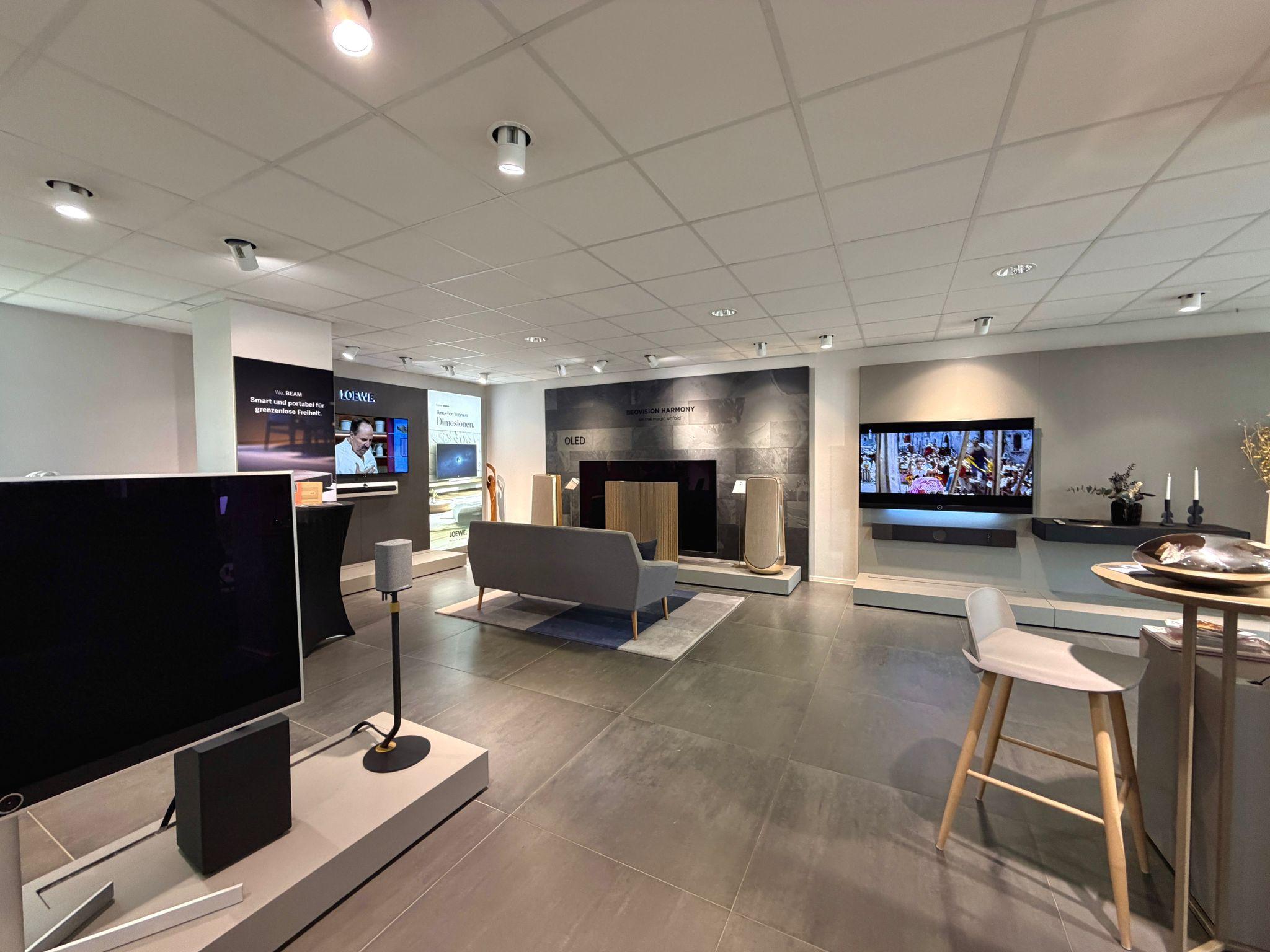 ETS Engelschalkinger Television Service GmbH Albert Knoll, Englschalkinger Str. 230 in München