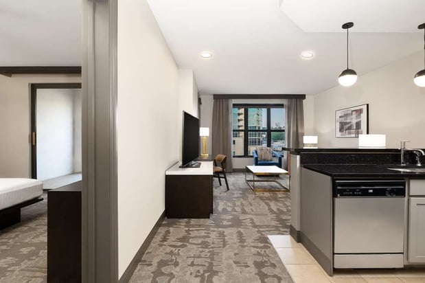 Images Hilton Promenade at Branson Landing