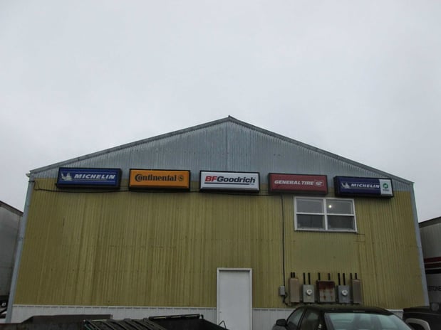 Images Bauer Built Tire & Service