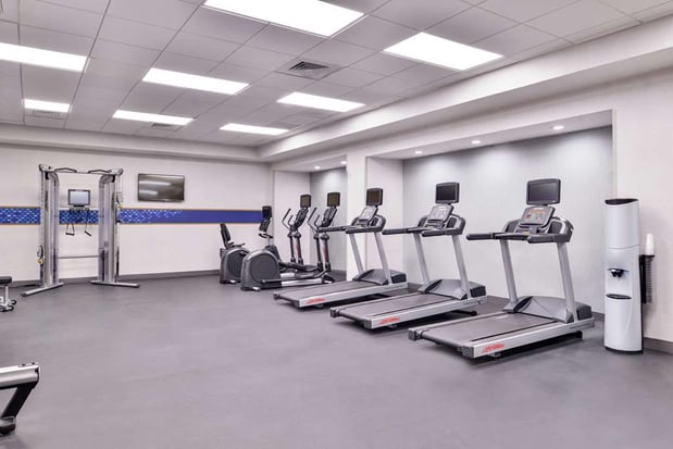 Images Hampton Inn & Suites Legacy Park-Frisco