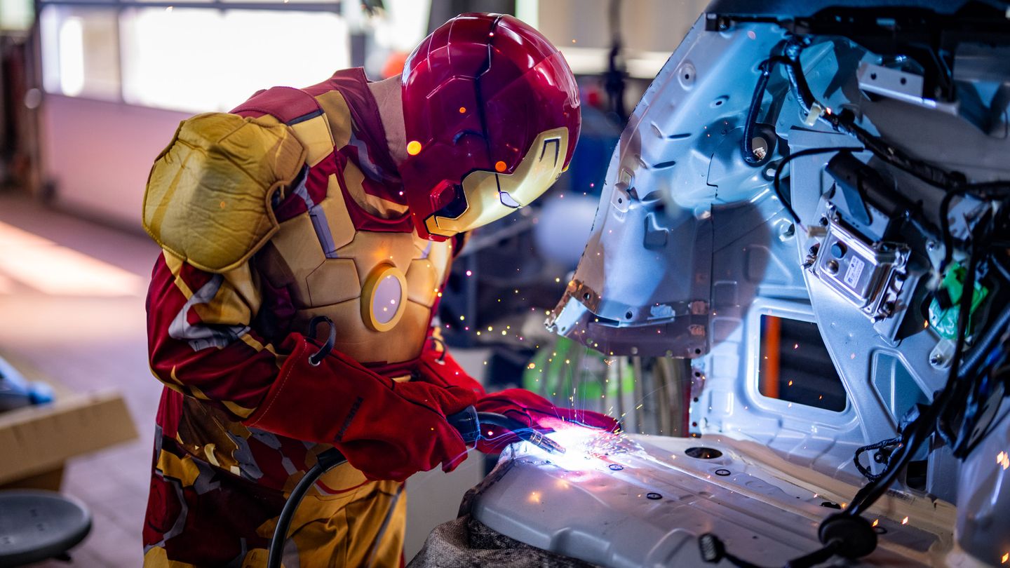 Karosserie-Baur GmbH, Graf-Bentzel-Str. 65 in Rottenburg