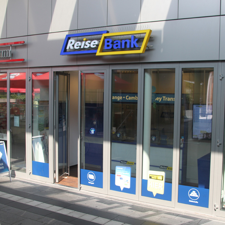 Reisebank AG, Pasinger Bahnhofsplatz 9 in München