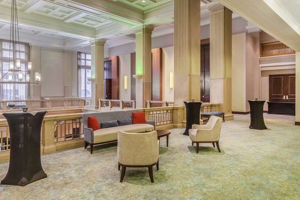 Images Hilton Garden Inn Indianapolis Downtown