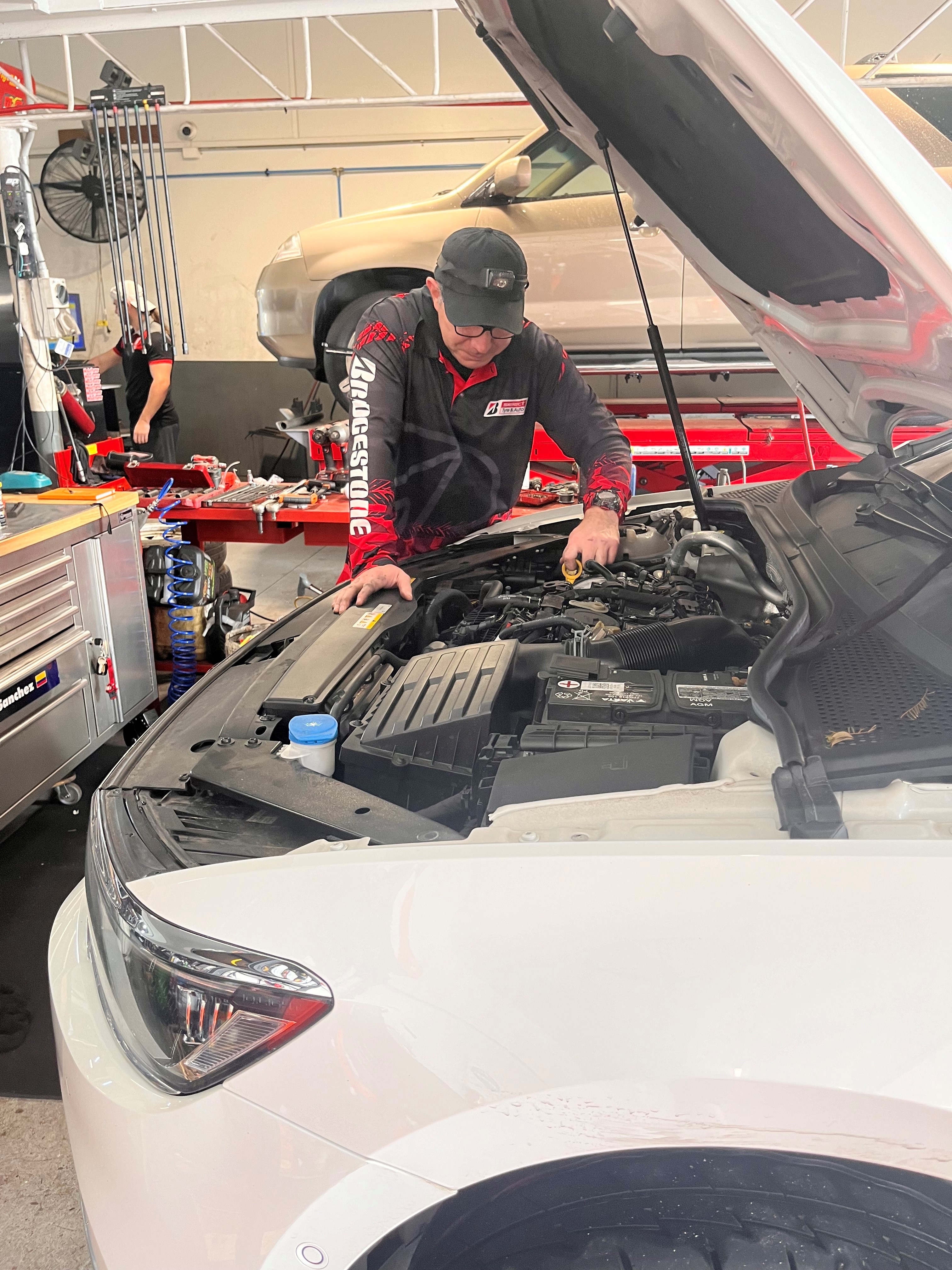 Images Bridgestone Select Tyre & Auto Woody Point