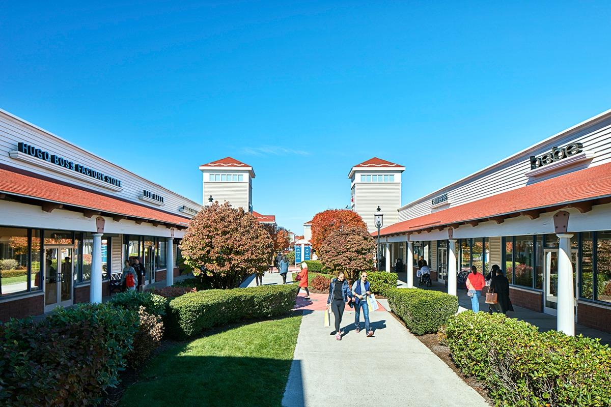 Wrentham Village Premium Outlets, Wrentham Massachusetts (MA) - 0