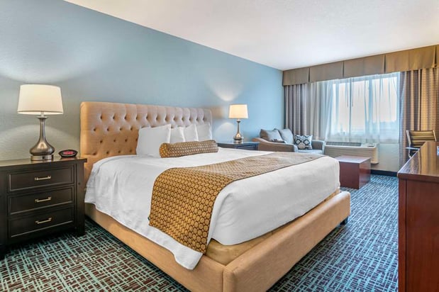 Images Best Western On the River