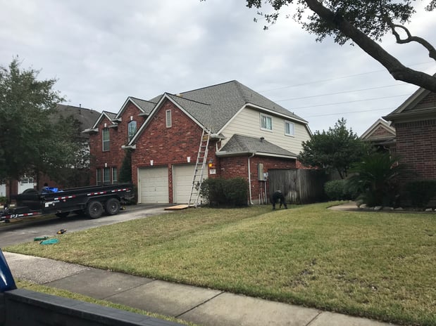 Images Dlg roofing company inc