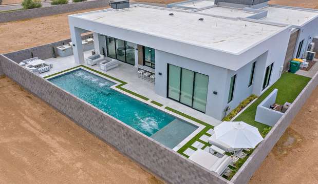 Images No Limit Pools & Spas