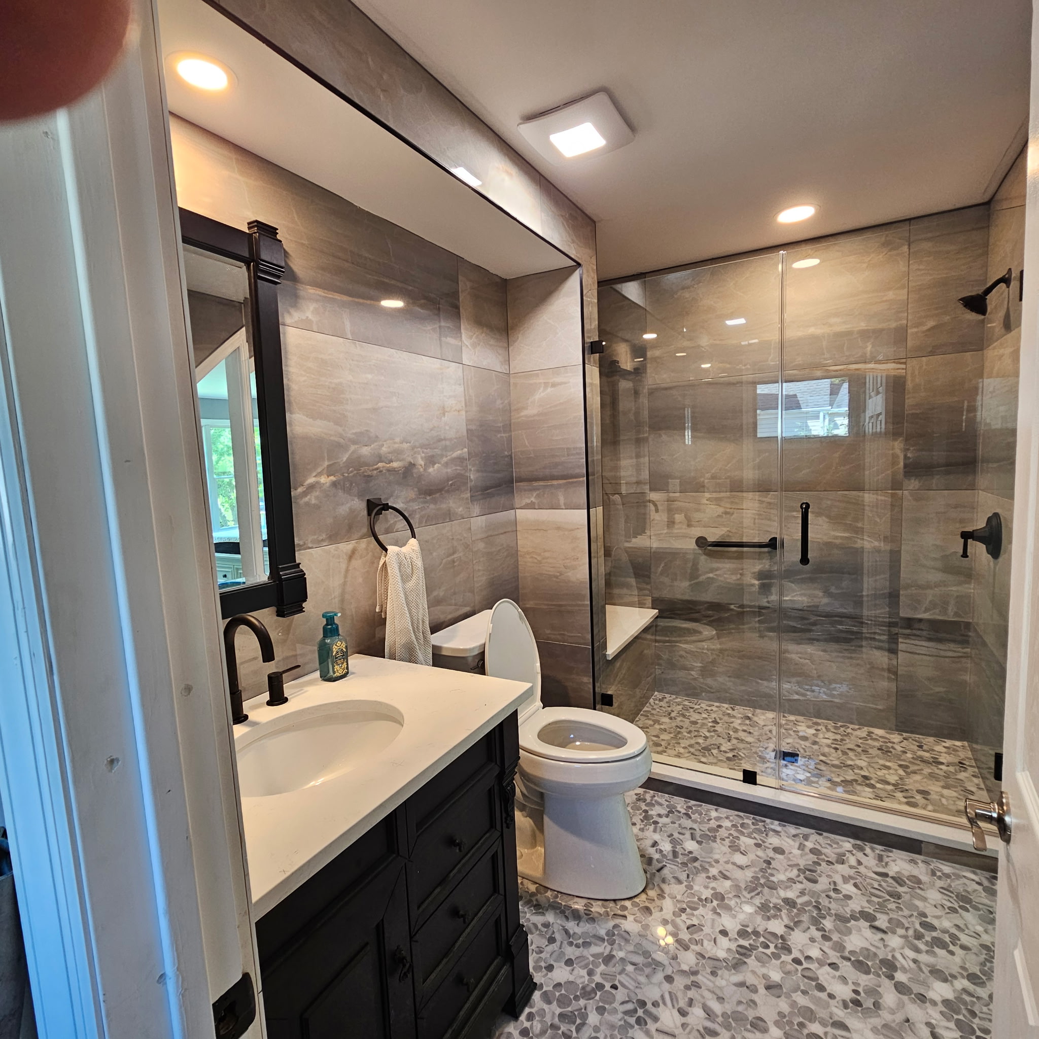 Noviello Contracting & Remodeling Services LLC Image