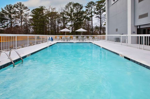 Images Spark by Hilton Jackson Ridgeland