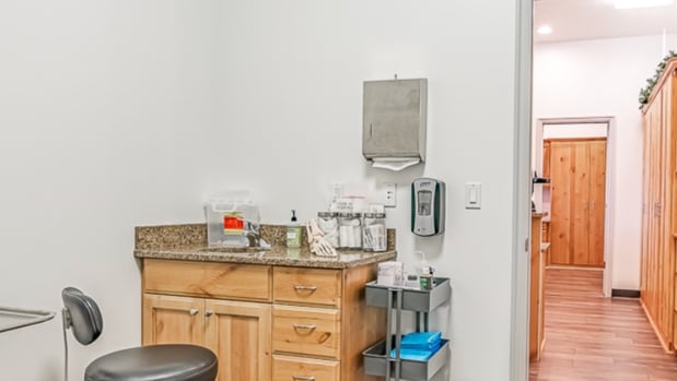 Images Dr. Jesse Riley, DPM | Podiatrist | Foot & Ankle Specialist