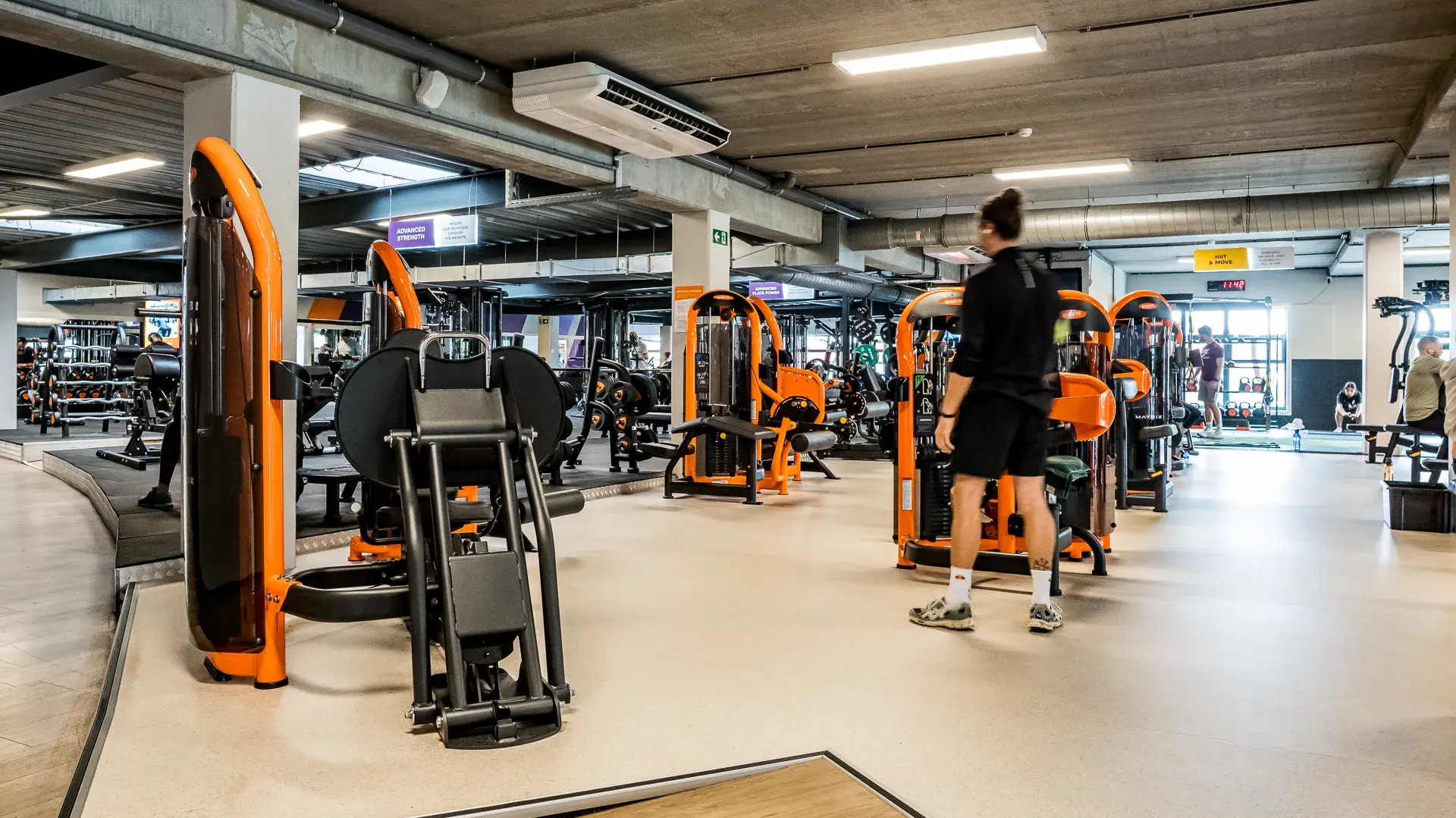 Images Basic-Fit 24/7