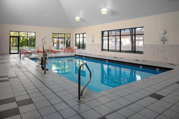 Images Holiday Inn & Suites Boston-Peabody by IHG