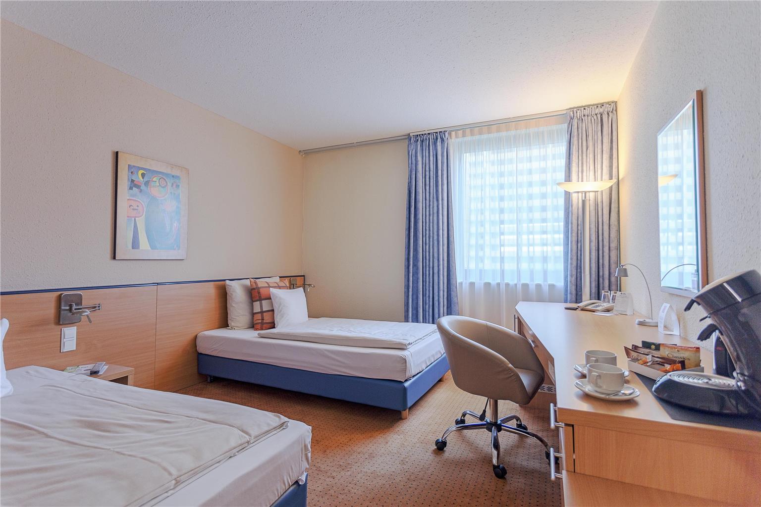 Best Western Macrander Hotel Frankfurt/Kaiserlei, Strahlenberger Str. 12 in Offenbach