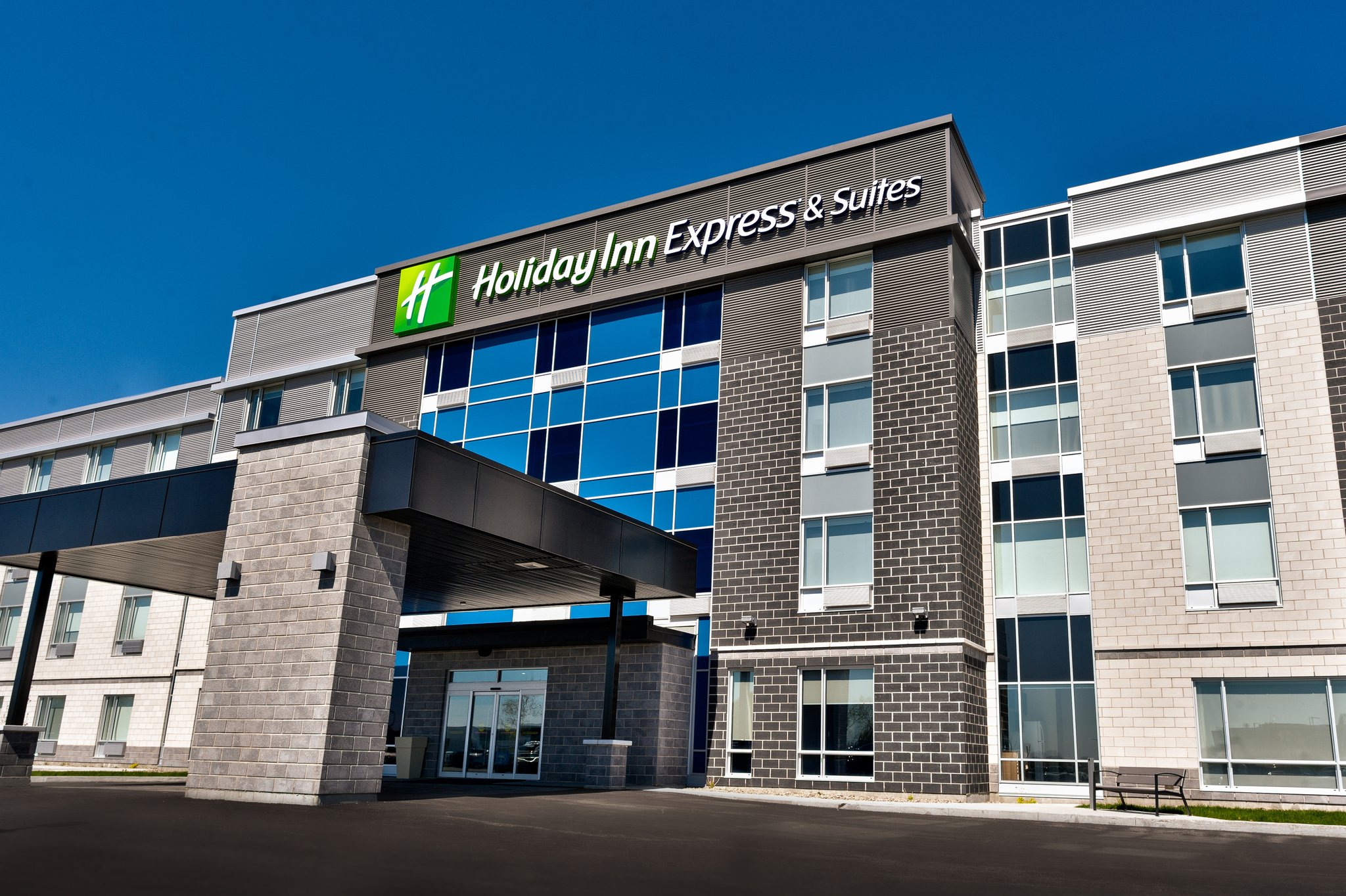 Holiday Inn Express & Suites Trois-Rivieres Ouest by IHG