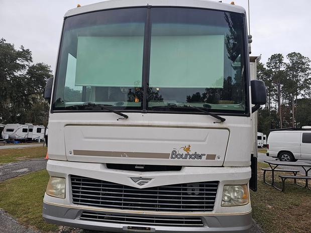 Images Reliable R.V Repair