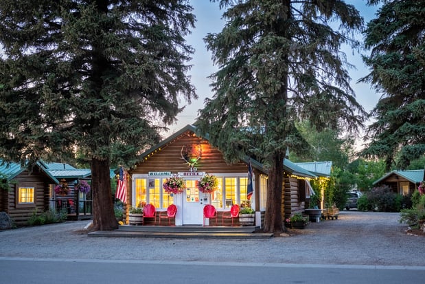 Images Log Cabin Motel