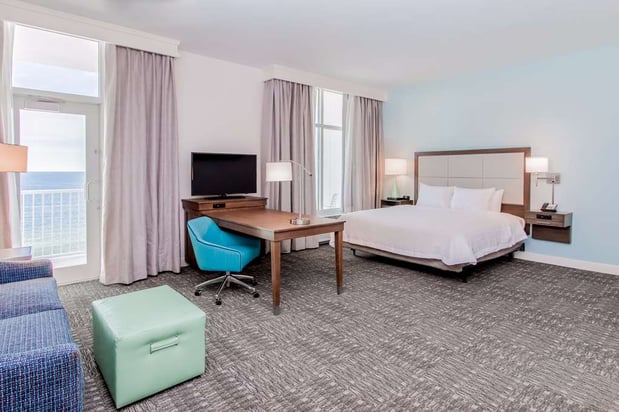 Images Hampton Inn & Suites Panama City Beach-Beachfront