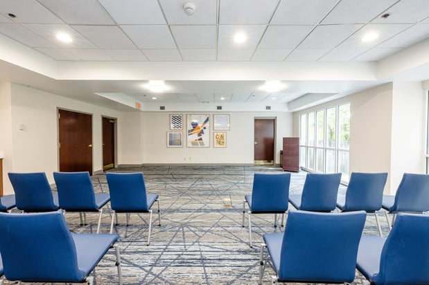 Images Holiday Inn Express & Suites Charleston-Ashley Phosphate by IHG