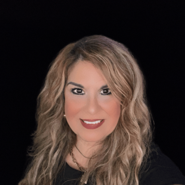 Images Claudya Gutierrez - Gateway Mortgage