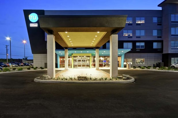 Images Tru by Hilton Fort Wayne