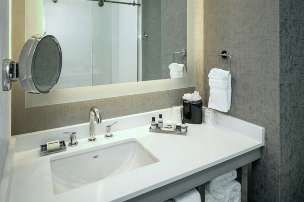 Images Hilton Garden Inn Seattle Bellevue Downtown