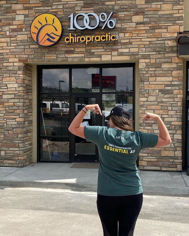 Images 100% Chiropractic - Monument