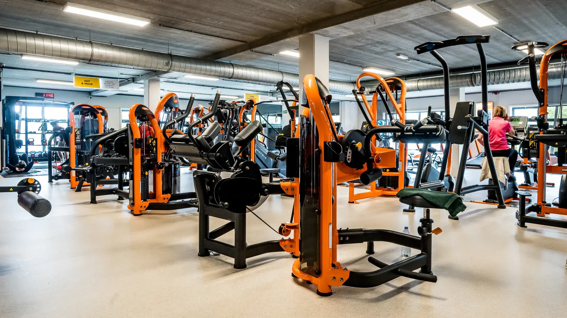 Images Basic-Fit 24/7