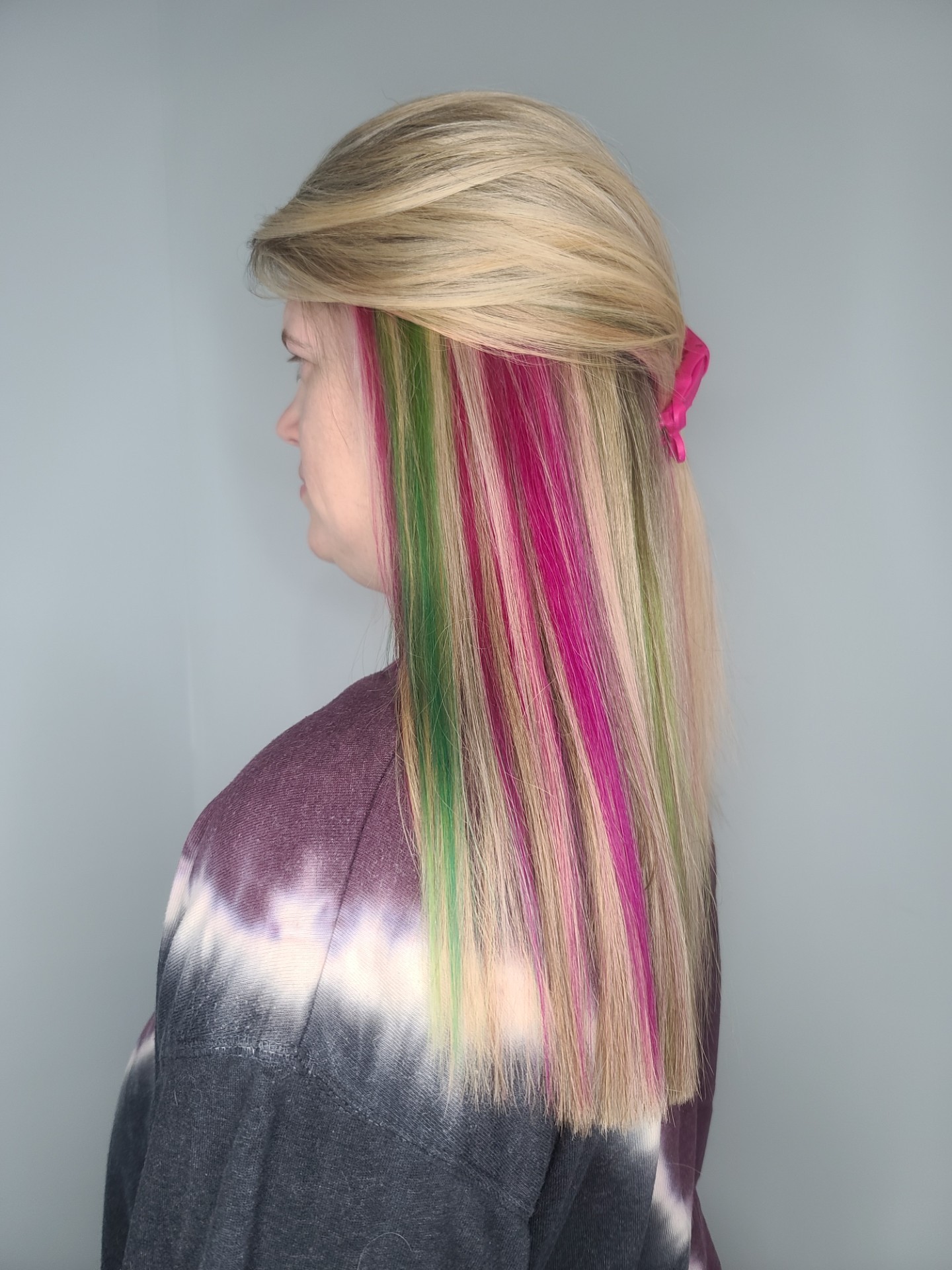 Fashion color peekaboo
By Ashley