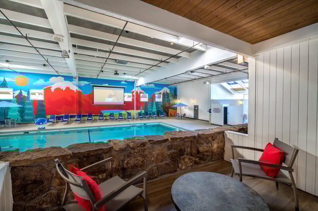 Images Holiday Inn Estes Park by IHG